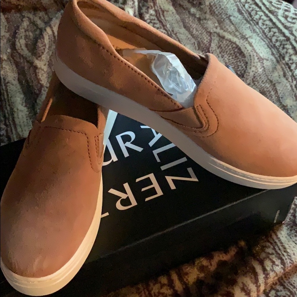 Naturalizier slip on